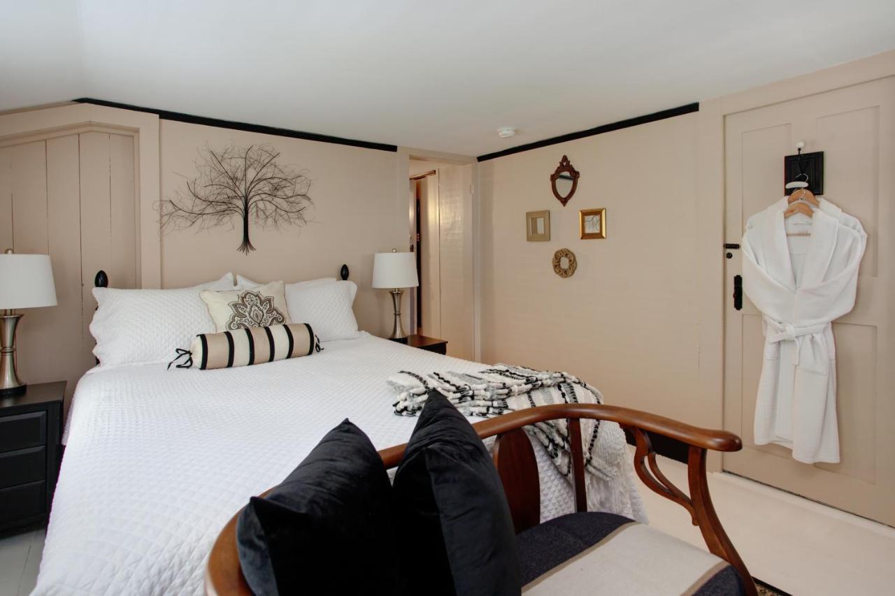 Inn On Main Yarmouth Port Exteriér fotografie