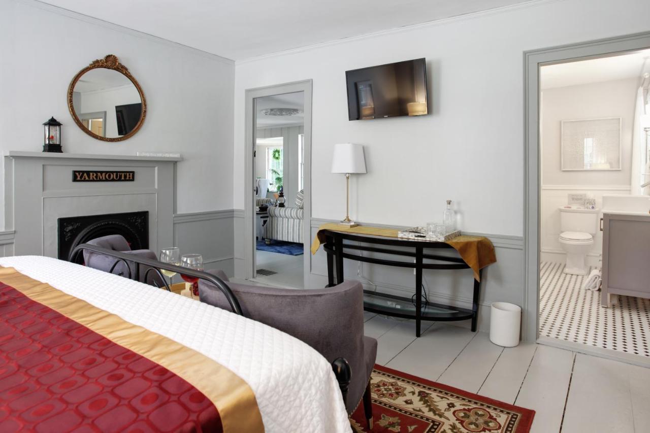 Inn On Main Yarmouth Port Exteriér fotografie